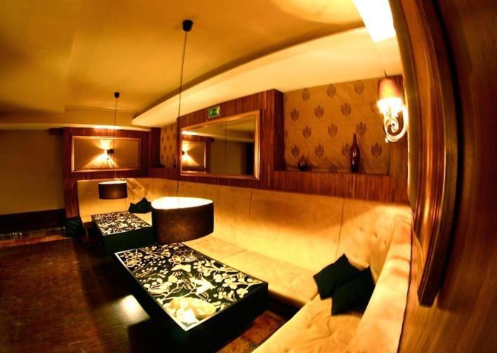 Hotel Tenishouse ماركي المظهر الخارجي الصورة